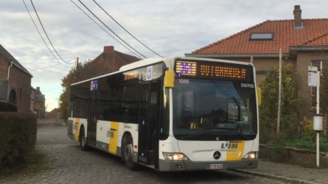 Buslijn 361 aan het kapelletje